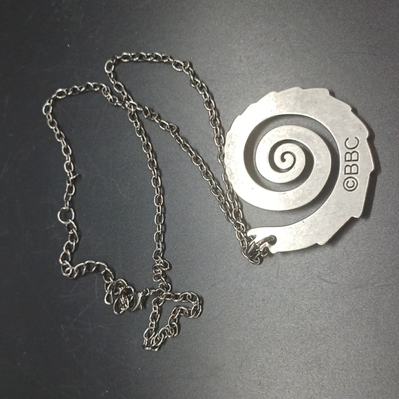 BBC  Doctor Who  Necklace   21 Inches Long - Picture 4 of 5